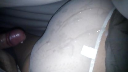 Yolcu Otobüste Ölümcül Güzelliği Sikiyor türk olgun porn