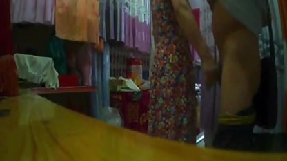Yalnız olgun kız bir beşik kendini tatmin hd porn türk ediyor