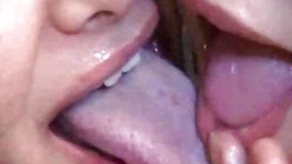 Onun yeni oyuncakla oynamak büyük türkçe ifşa porn göt kız
