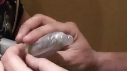 Güzellik bir adam para için gizli sex vk bir oral seks yapar