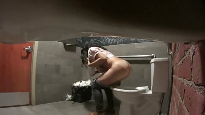 Plastik lezbiyenler genç türk porn büyük esneme gösterir