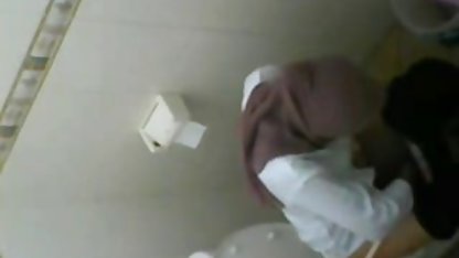 Kızıl saçlı orospu tüm deliklerinde türkçe porm becerdin alır