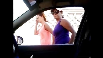Askeri xxxturkporno tozlukta düve sikikleri ve sperm ile doldurur