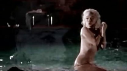 Esmer parmaklarıyla liseli türk porn onu ıslak kedi masturbates