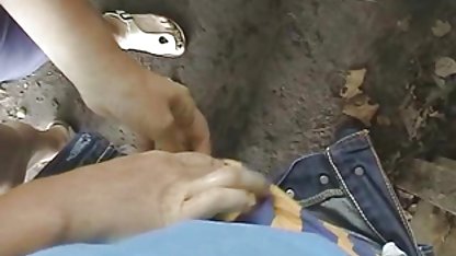 Genç bir gizli kamera porn orospu gelen ev yapımı oral seks