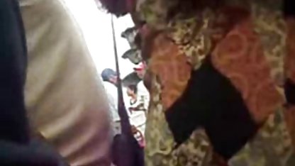 Bir yabancı bir köy fahişe aldı ve bir alanda türk yerli porn onu becerdin
