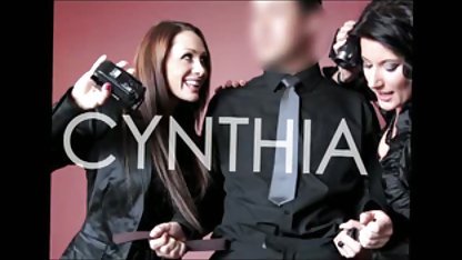 Piliçler tutkuyla iki taraflı bir yalaktaki deliklere otururlardı türk seks porn